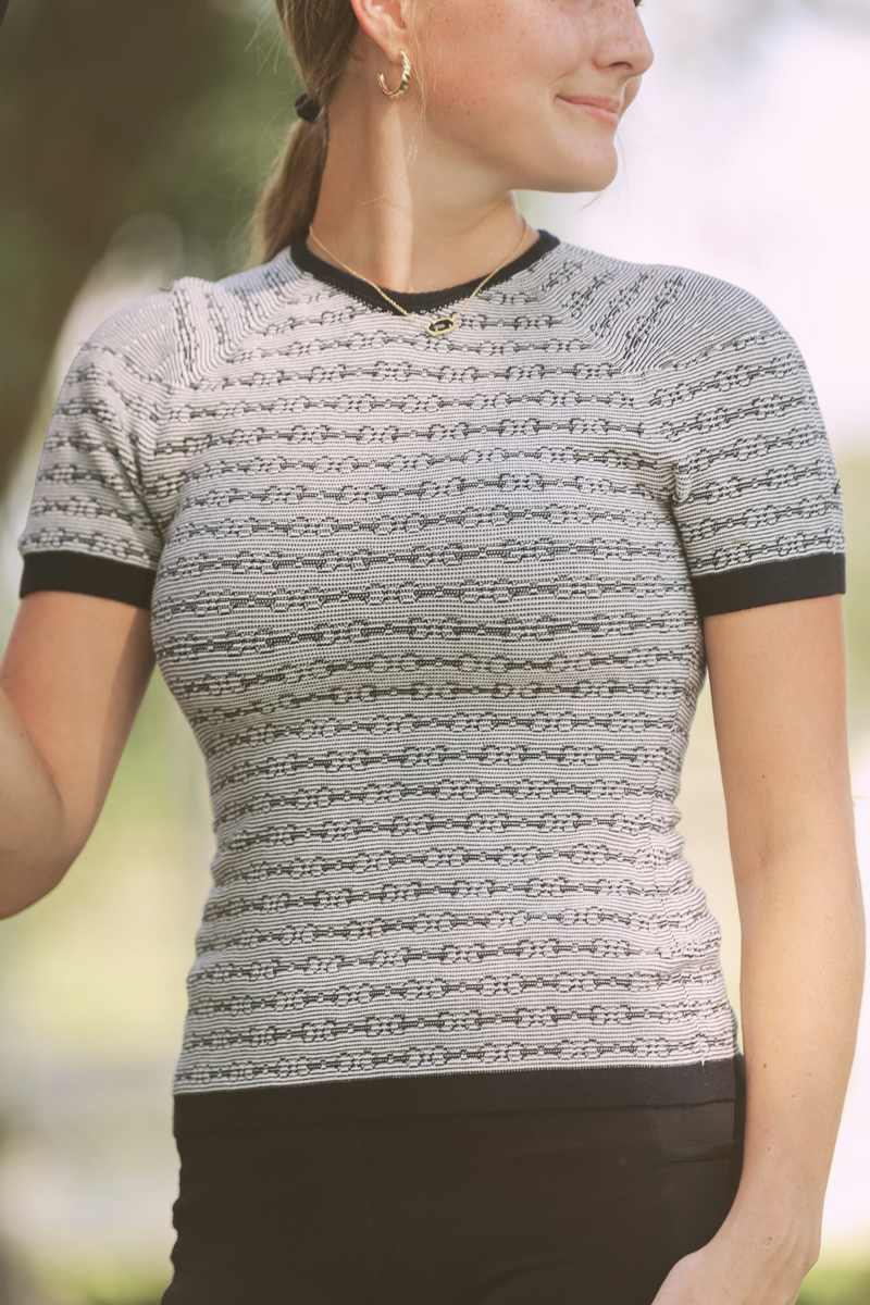 Bitsy Reversible Tee – Seamless Second-Skin with Equestrian Details